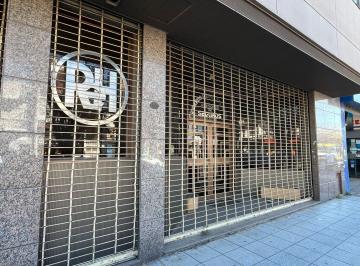 Local comercial · 450m² · 8 Ambientes · 1 Cochera · Local en Bella Vista Oportunidad Inversor