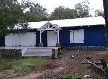 Casa · 80m² · 3 Ambientes · Venta de Casa en Urugay