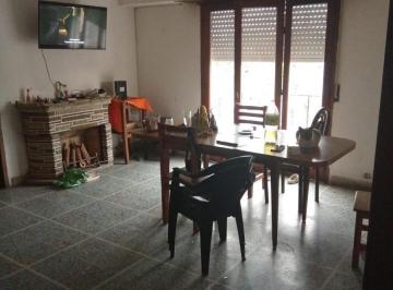 PH · 267m² · 6 Ambientes · PH en Venta - 3 Dorm. 1 Baño - Ensenada