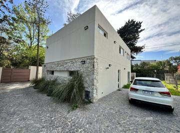 Departamento · 85m² · 3 Ambientes · 2 Cocheras · Duplex en Venta de 2 Dorm. con Cochera en Manuel B Gonnet