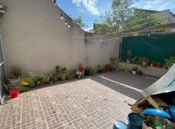 PH · 77m² · 3 Ambientes · 1 Cochera · Alquiler PH 3 Amb Castelar Sur - Barrio Procrear