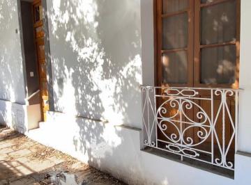 Local comercial · 55m² · 2 Ambientes · Alq. a Estrenar Local Comercial. B° Centro $950.000!