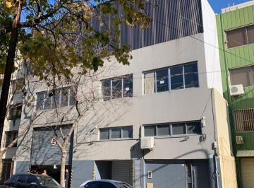 Depósito · 1200m² · 4 Ambientes · En Alquiler Chacarita Deposito con Oficinas en Impecable Estado