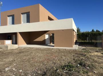 Casa · 80m² · 4 Ambientes · Casas de Santa Maria en Alquiler, Antofalla, Villanueva, Tigre