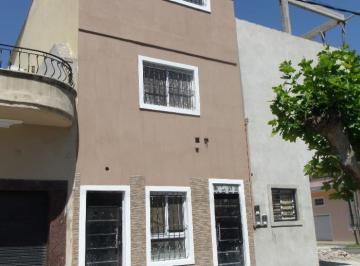 Departamento de 2 ambientes, Avellaneda · Se Alquila en Sarandi