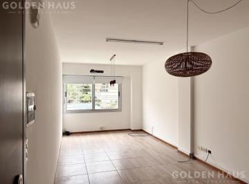 Oficina comercial · 27m² · 1 Ambiente · Oficina Comercial en Cabildo y Monroe