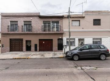 PH · 108m² · 5 Ambientes · 1 Cochera · Venta PH Amplio 5 Ambientes con Cochera Turdera