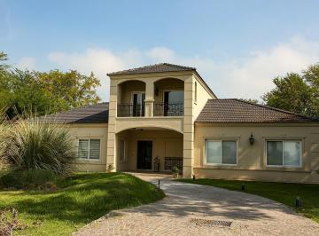 Casa · 271m² · 7 Ambientes · 2 Cocheras · Casa en Alquiler en Estancias del Pilar, Estancias Golf - 7 Ambientes