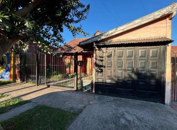 Casa · 120m² · 4 Ambientes · 1 Cochera · Hermosa y Funcional Casa en Venta en Monte Grande