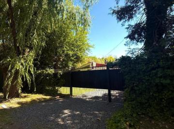 Casa · 120m² · 4 Ambientes · 4 Cocheras · Venta Casa Tipo Quinta Apta a Crédito