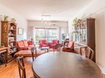 Departamento · 97m² · 4 Ambientes · Piso de 4 Ambientes - a m de Rivadavia - Floresta