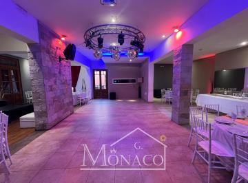 Local comercial de 1 ambiente, La Matanza · Salon Sobre Lote 17,32 X 41 con Piscina