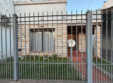 Casa de 4 ambientes, Lanús · Oportunidad. Hermosa Casa Apta Crédito en Lanús