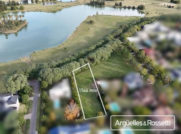 Terreno · 1546m² · Venta Terreno en Kentucky Funes