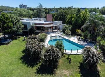 Casa · 650m² · 6 Ambientes · 1 Cochera · Venta Casa Country Causana 5 Dorm Malagueño