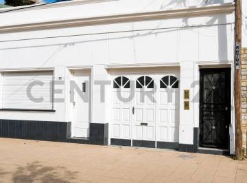 Casa · 120m² · 4 Ambientes · 1 Cochera · Casa a La Venta en La Plata