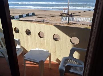 Departamento en Venta de 2 ambientes · Dueño Directo Vende Dpto. 2 Amb Frente Al Mar y Cochera. Inmejorable Ubicacion!