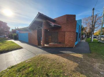Casa de 3 ambientes, Ituzaingó · Solida Propiedad Sobre Lote de 200 m² en Ituzaingó Sur
