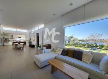Casa · 210m² · 4 Ambientes · 2 Cocheras · Casa en La Reserva Cardales