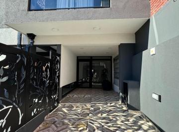 Departamento · 58m² · 3 Ambientes · 1 Cochera · Departamento en Venta de 3 Ambientes