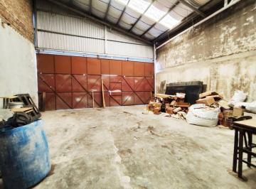 Bodega-Galpón · 367m² · Venta Galpón con Depto San Martin Oportunidad