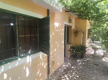 Casa · 200m² · 7 Ambientes · 3 Cocheras · Liquidamos Urgente! Vendemos: 3 Deptos: 4 Dorm. - 3 Baños Local - Sierras de Córdoba