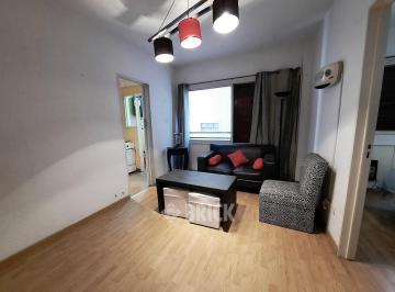 Departamento · 27m² · 2 Ambientes · Tucuman Al 3700 - Todo Al Lateral Impecable Cocina Completa