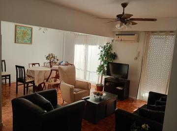 Departamento · 90m² · 5 Ambientes · Departamento en Venta - 3 Dorm. 3 Baños - Palermo