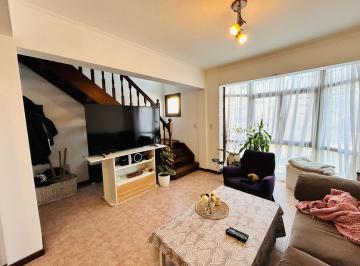 PH · 89m² · 4 Ambientes · 1 Cochera · PH en Chauvin