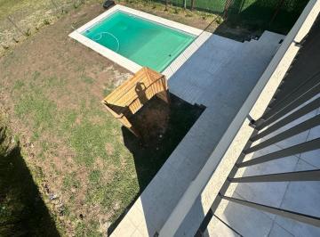 Casa · 150m² · 4 Ambientes · 3 Cocheras · Casa en Venta Pilar del Este |vco Propiedades
