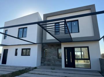 Casa de 6 ambientes, Malagueño · Vendo Duplex de 3 Dorm. en Acquavista Categoria