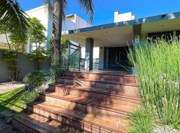 Casa · 360m² · 6 Ambientes · 3 Cocheras · Venta Casa 6 Ambientes Villa Sarmiento Pileta