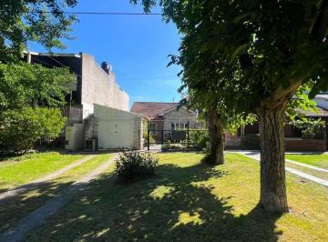 PH · 84m² · 3 Ambientes · 1 Cochera · Venta PH 3 Ambientes con Patio y Cochera