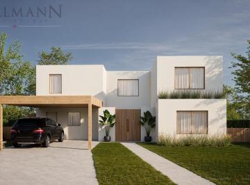 Casa · 265m² · 6 Ambientes · 2 Cocheras · Venta Casa 3 Dorm en Tilbury, Pilará con Financiamiento