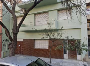 Frente · Amplia Casa en Nueva Cordoba