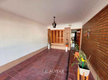 Casa de 4 ambientes, Ciudad de Santa Fe · Venta - A. Delgado 2700