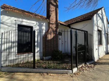 Casa de 4 ambientes, San Isidro · Martínez: Casa de 4 Amb en Lote Propio con Patio Ubicada a 3 Cuadras de Avda