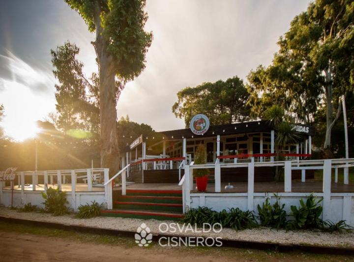 Local comercial · 600m²