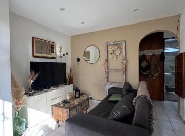 living PA · Casa en Venta Quilmes Oeste Barrio Los Cedros, Dos Propiedades en Bloque