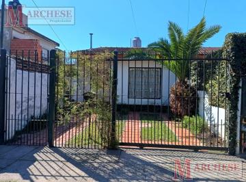 Casa · 65m² · 3 Ambientes · 1 Cochera · Casa 3 Ambientes en Ituzaingo Norte