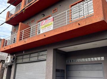 Departamento · 40m² · 2 Ambientes · Zona Transitada - Colectivos en Puerta