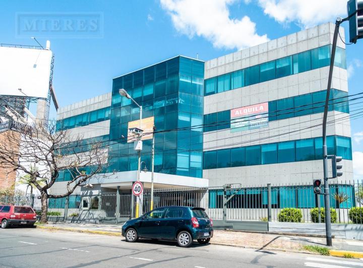 Oficina comercial · 830m² · 16 Cocheras