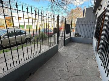 Casa · 68m² · 2 Dormitorios · Departamento en Lomas de Zamora Oeste