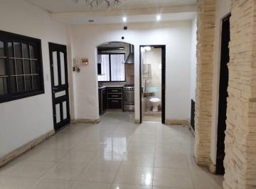 PH · 69m² · 3 Ambientes · PH en Cuevas 3768 Ciudadela