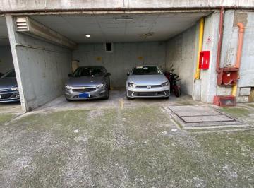 Garage · 30m² · Cochera Doble Techada
