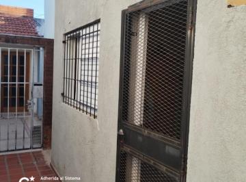 Casa de 4 ambientes, Ciudad de Santa Fe · Casa Interna en Venta en Planta Baja, 2 Dorm.