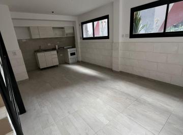 Departamento · 42m² · 2 Ambientes · 1 Cochera · Departamento en Alquiler en Banfield Este