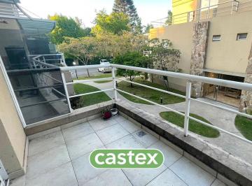 Departamento · 50m² · 2 Ambientes · 1 Cochera · Departamento de Dos Ambientes en Venta en Jardines de Saravi