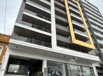 Departamento · 75m² · 3 Ambientes · 1 Cochera · Departamento en Venta en Wilde Centro
