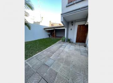 Casa · 86m² · 5 Ambientes · 2 Cocheras · Casa en Venta en Ramos Mejia